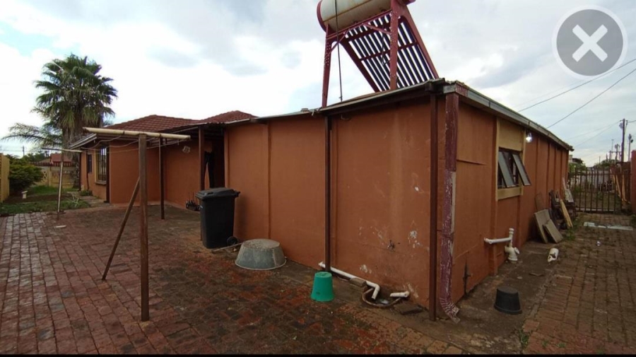 2 Bedroom Property for Sale in Ga-Rankuwa Gauteng