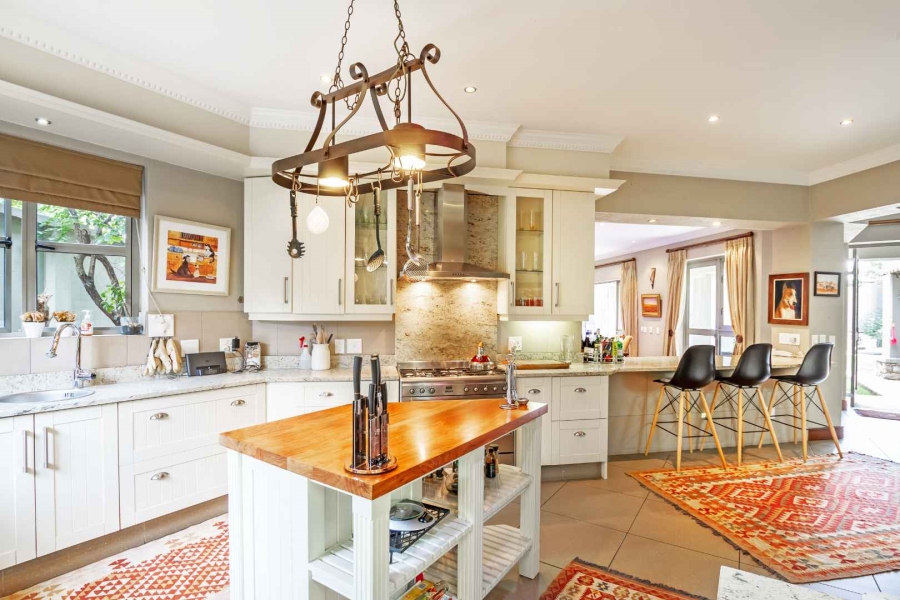 To Let 5 Bedroom Property for Rent in Fourways Gardens Gauteng