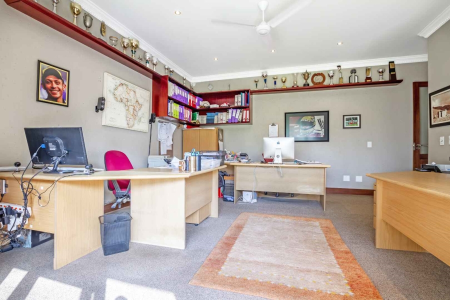 To Let 5 Bedroom Property for Rent in Fourways Gardens Gauteng