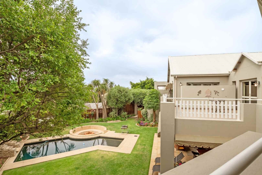 To Let 5 Bedroom Property for Rent in Fourways Gardens Gauteng