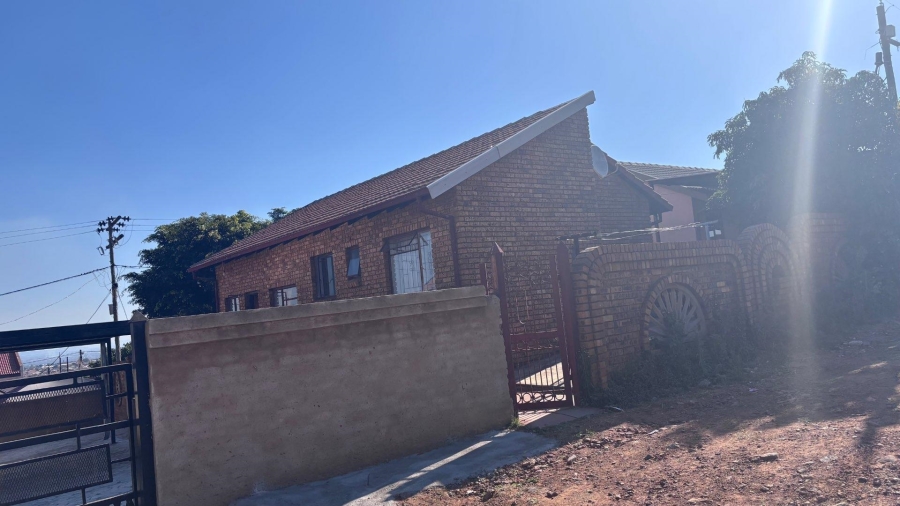 3 Bedroom Property for Sale in Soshanguve UU Gauteng