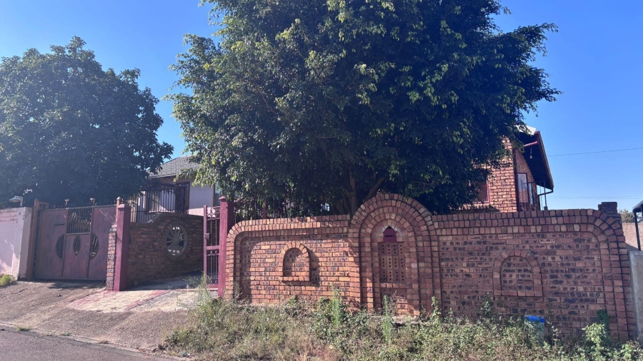 3 Bedroom Property for Sale in Soshanguve UU Gauteng