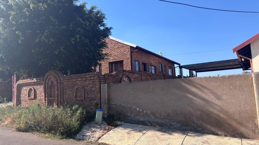3 Bedroom Property for Sale in Soshanguve UU Gauteng