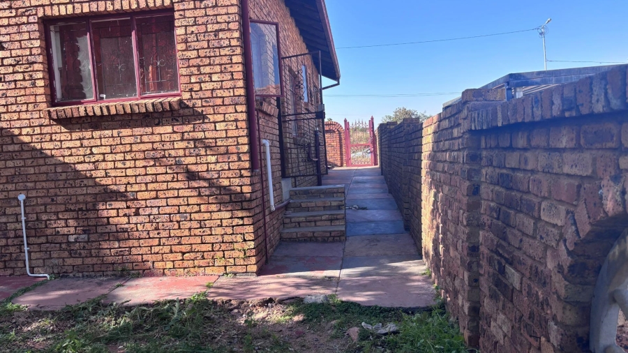 3 Bedroom Property for Sale in Soshanguve UU Gauteng
