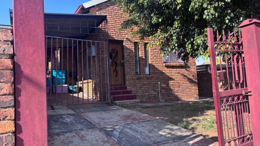 3 Bedroom Property for Sale in Soshanguve UU Gauteng