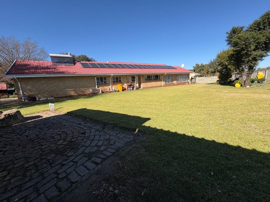 4 Bedroom Property for Sale in Buyscelia Gauteng