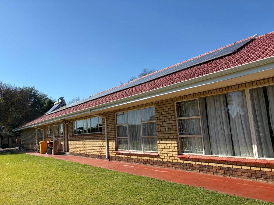 4 Bedroom Property for Sale in Buyscelia Gauteng
