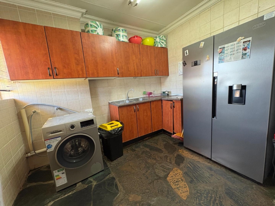 4 Bedroom Property for Sale in Buyscelia Gauteng