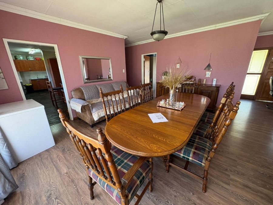 4 Bedroom Property for Sale in Buyscelia Gauteng
