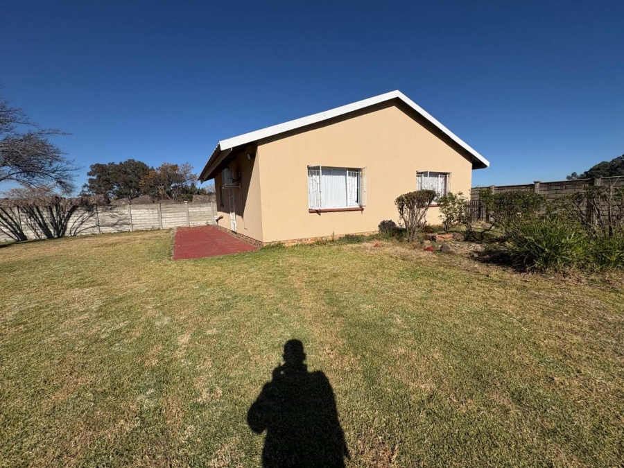 4 Bedroom Property for Sale in Buyscelia Gauteng