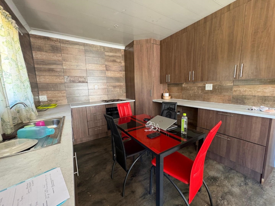 4 Bedroom Property for Sale in Buyscelia Gauteng