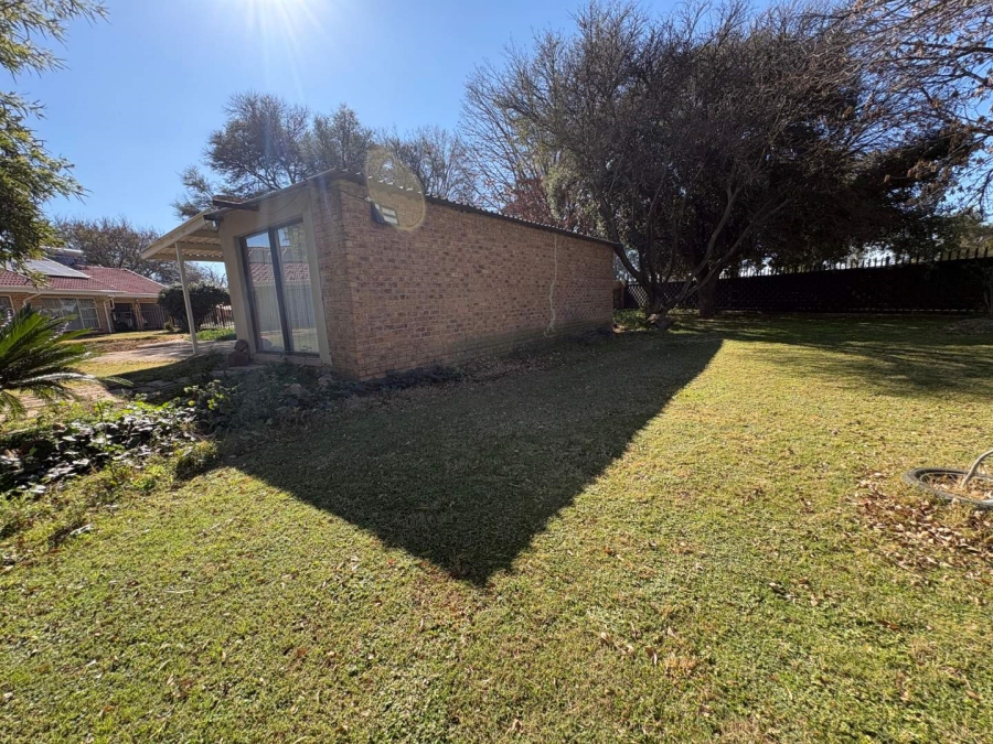 4 Bedroom Property for Sale in Buyscelia Gauteng