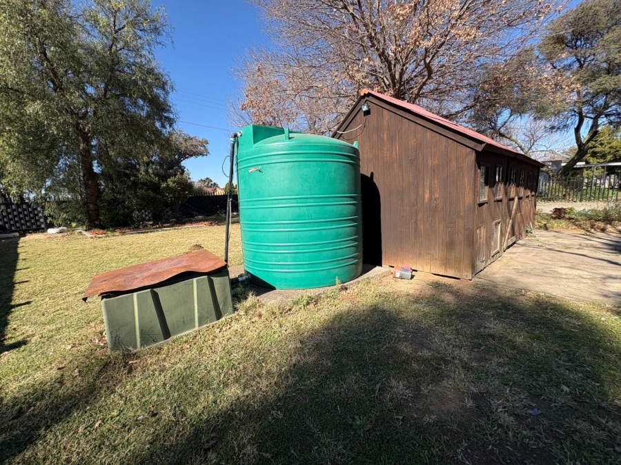 4 Bedroom Property for Sale in Buyscelia Gauteng