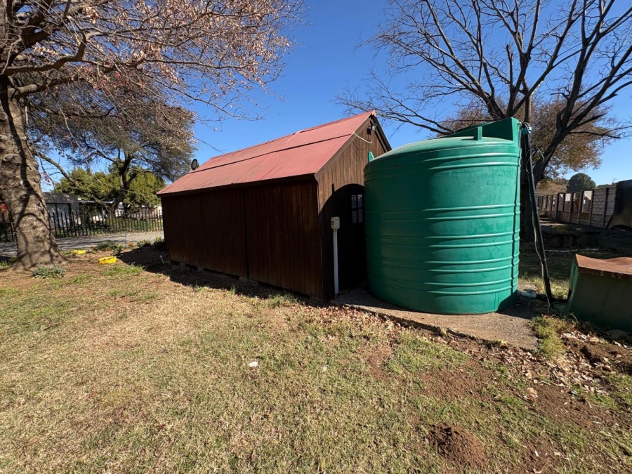 4 Bedroom Property for Sale in Buyscelia Gauteng