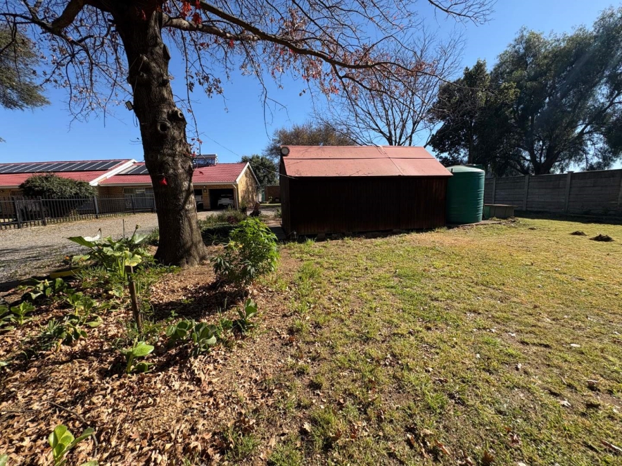 4 Bedroom Property for Sale in Buyscelia Gauteng