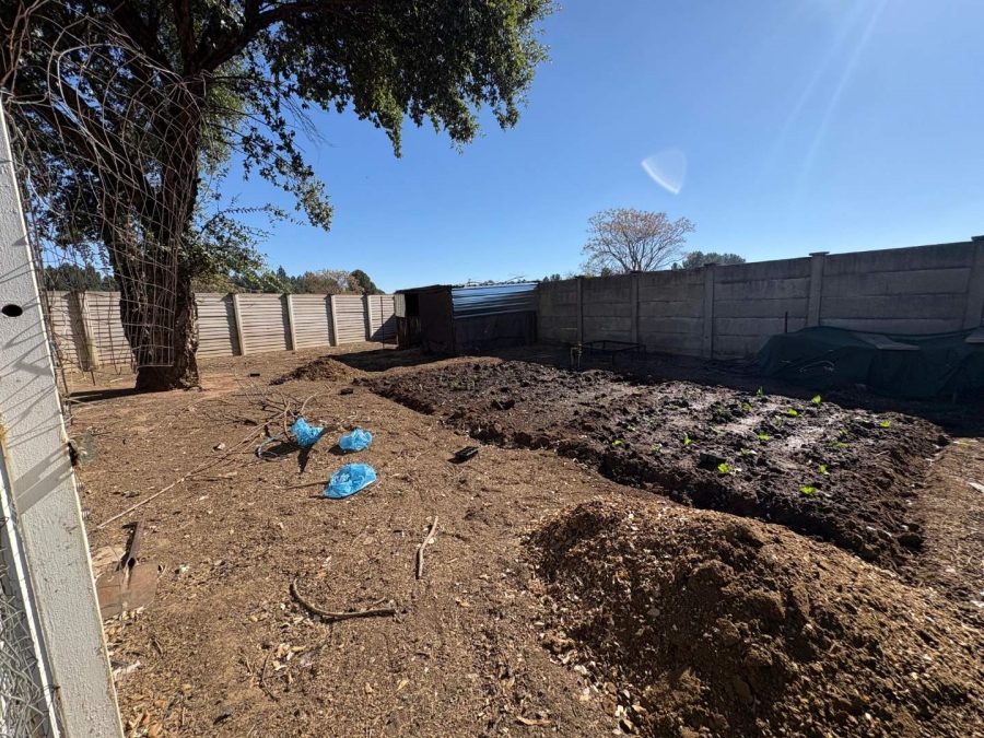 4 Bedroom Property for Sale in Buyscelia Gauteng