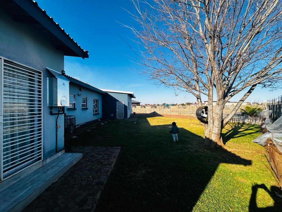 4 Bedroom Property for Sale in Riversdale Gauteng