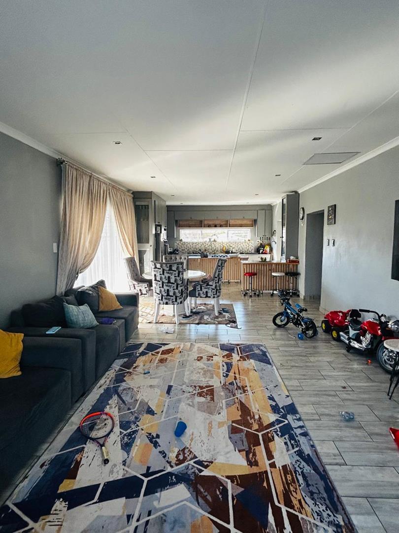 4 Bedroom Property for Sale in Riversdale Gauteng