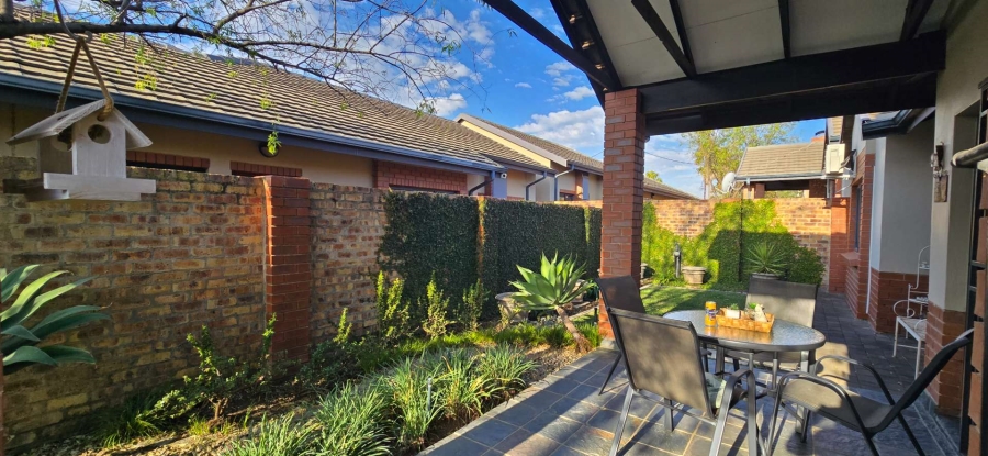 3 Bedroom Property for Sale in Equestria Gauteng