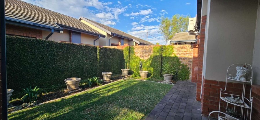 3 Bedroom Property for Sale in Equestria Gauteng