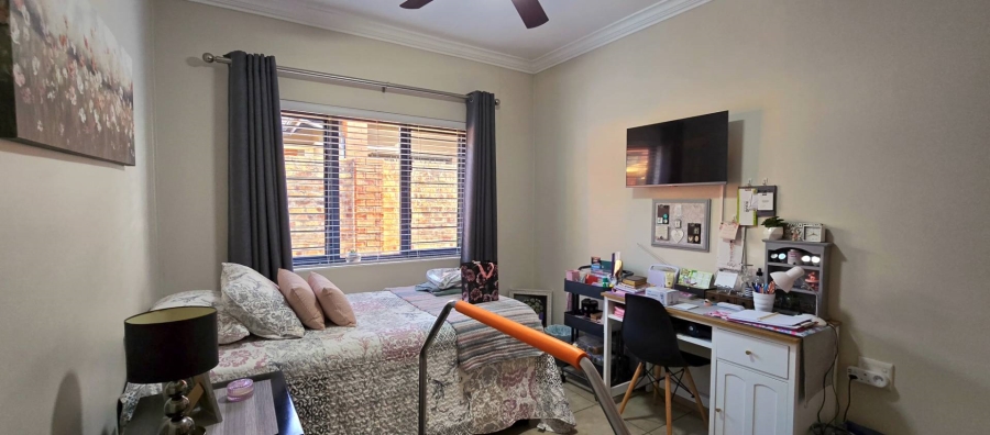 3 Bedroom Property for Sale in Equestria Gauteng