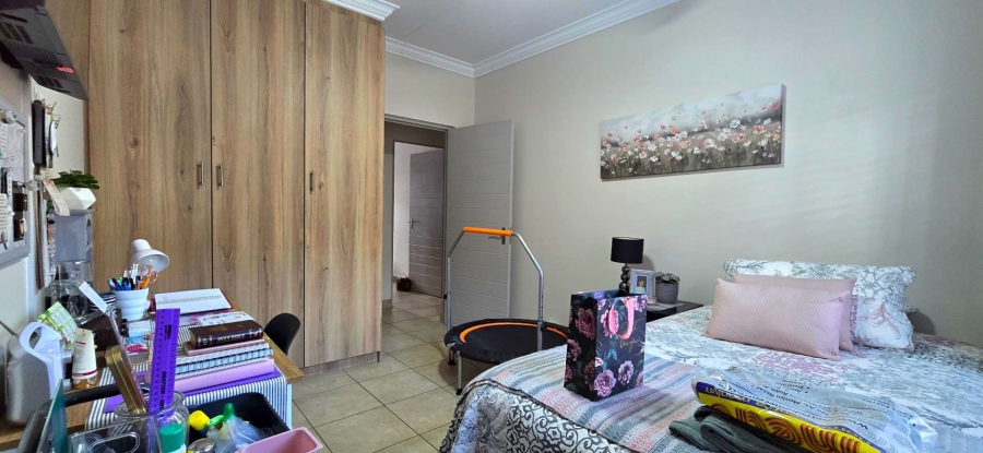 3 Bedroom Property for Sale in Equestria Gauteng