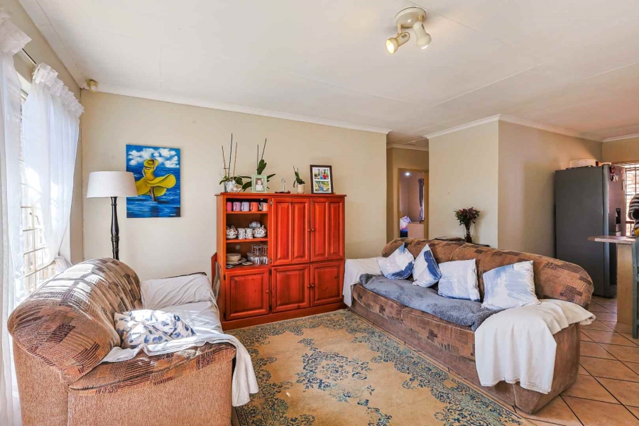 2 Bedroom Property for Sale in Elardus Park Gauteng