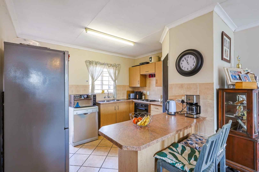 2 Bedroom Property for Sale in Elardus Park Gauteng