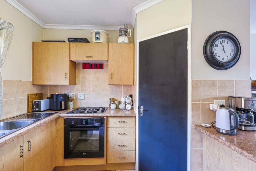 2 Bedroom Property for Sale in Elardus Park Gauteng