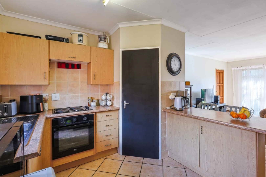 2 Bedroom Property for Sale in Elardus Park Gauteng