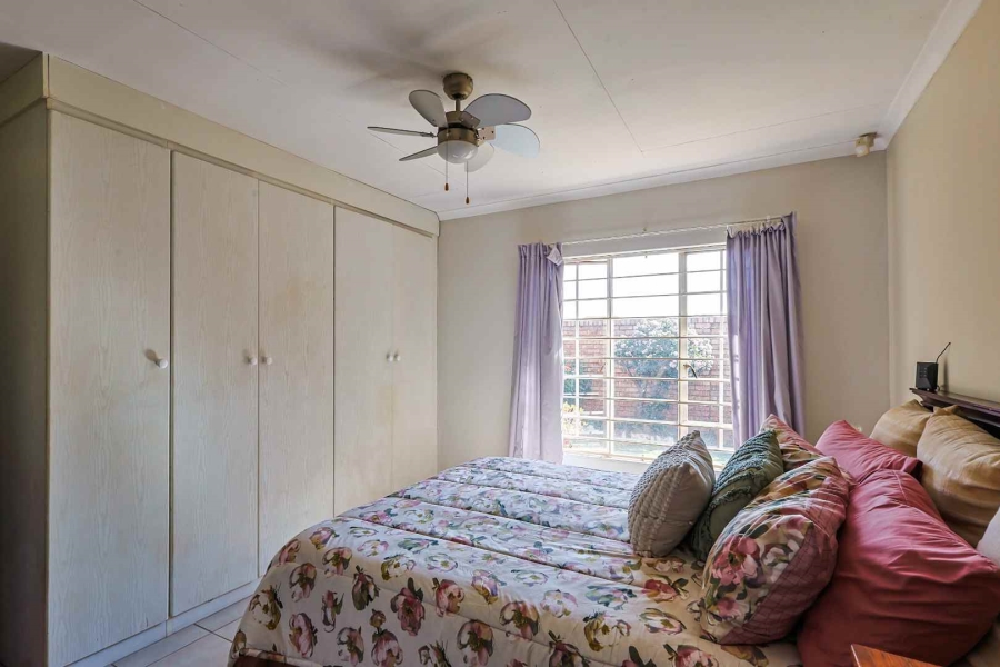 2 Bedroom Property for Sale in Elardus Park Gauteng