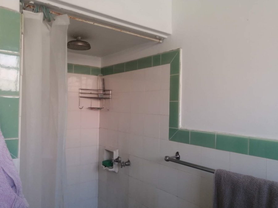 4 Bedroom Property for Sale in Linmeyer Gauteng