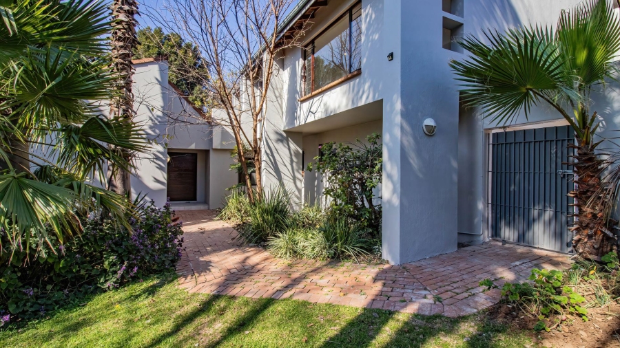 To Let 5 Bedroom Property for Rent in Fairland Gauteng