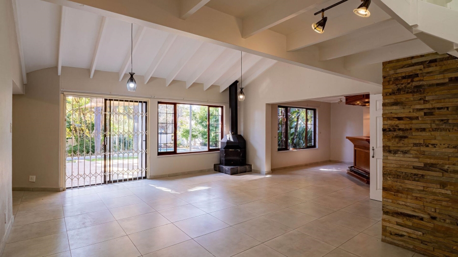 To Let 5 Bedroom Property for Rent in Fairland Gauteng