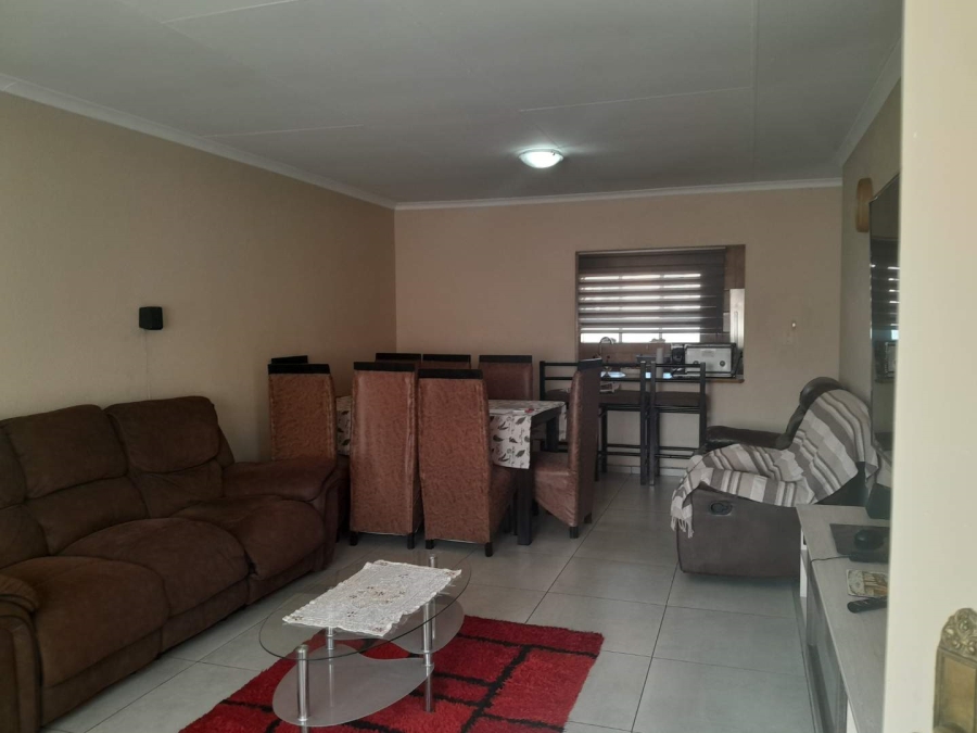 3 Bedroom Property for Sale in New Redruth Gauteng