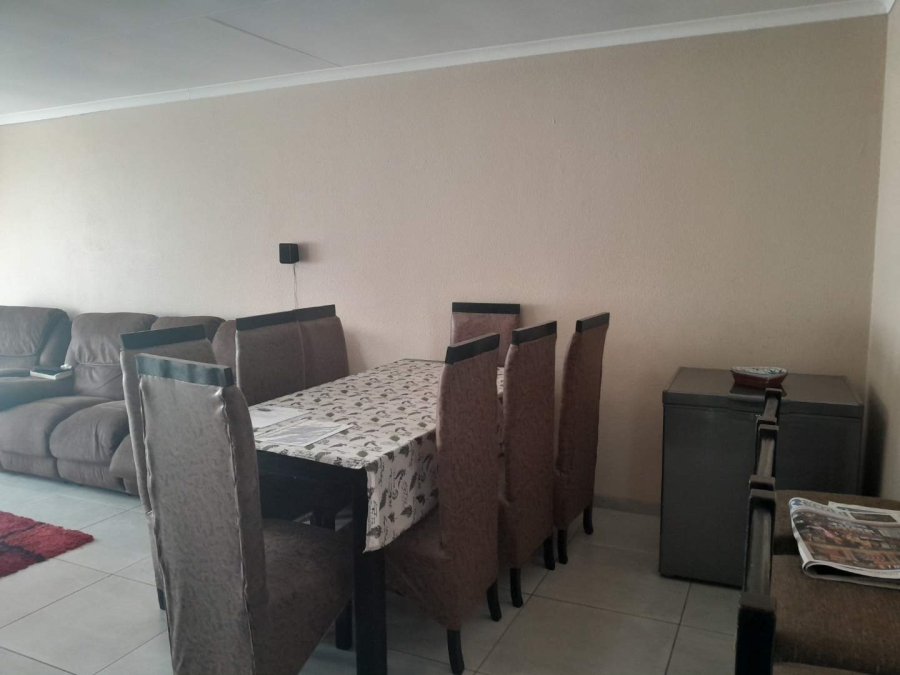 3 Bedroom Property for Sale in New Redruth Gauteng