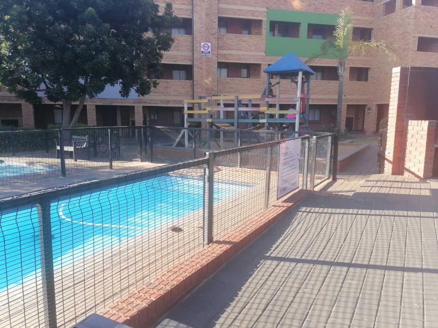 2 Bedroom Property for Sale in Montana Tuine Gauteng