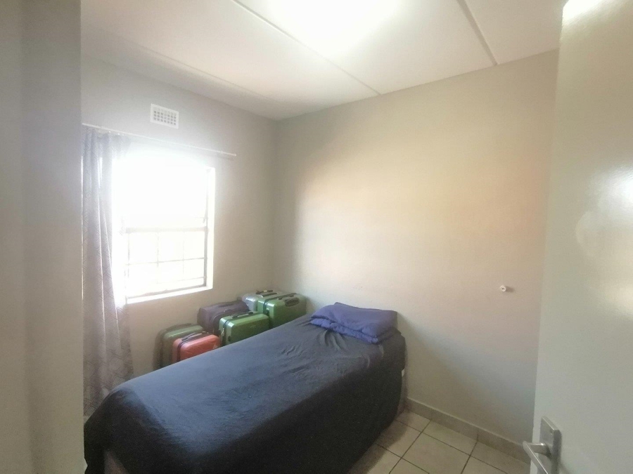 2 Bedroom Property for Sale in Montana Tuine Gauteng