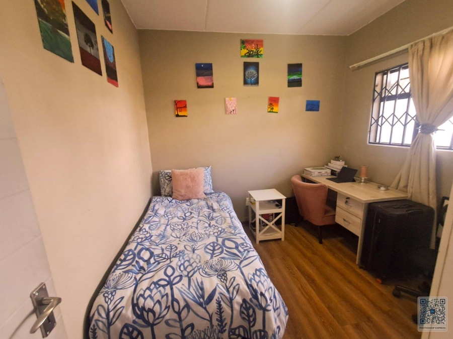 2 Bedroom Property for Sale in Glen Austin AH Gauteng