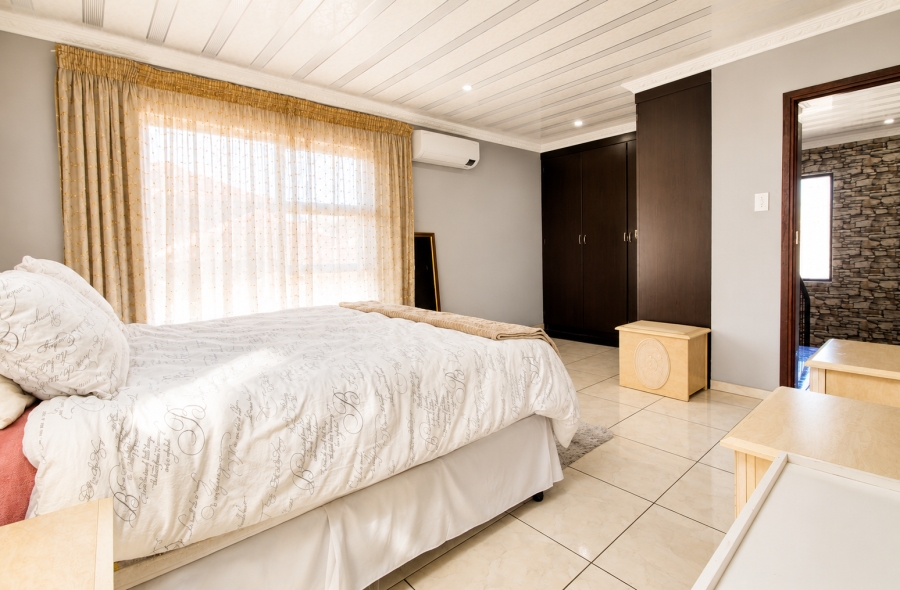 3 Bedroom Property for Sale in Honeydew Manor Gauteng