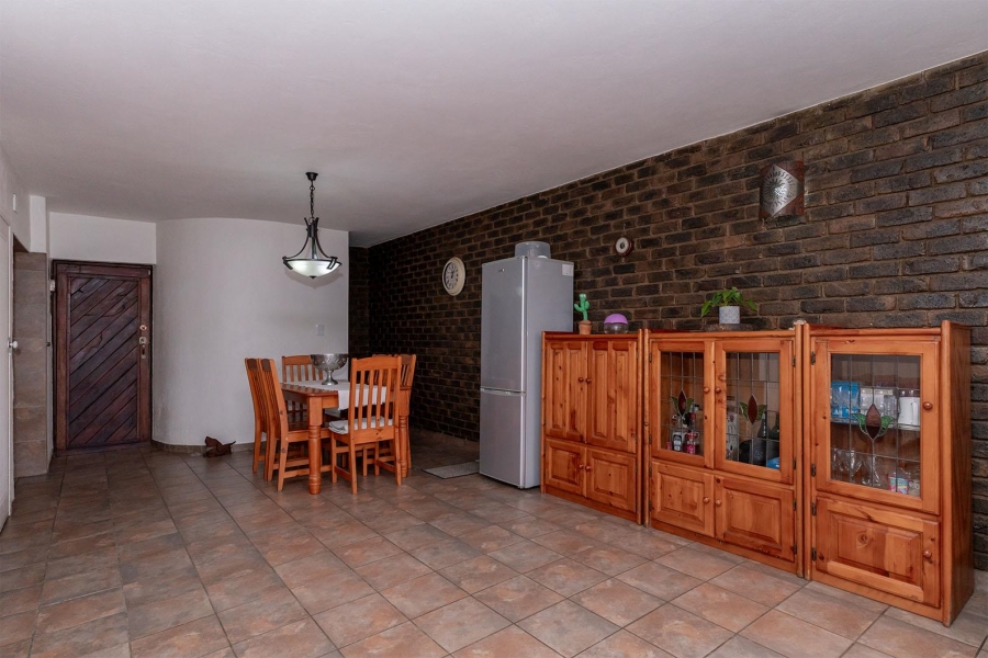 3 Bedroom Property for Sale in Birchleigh North Gauteng