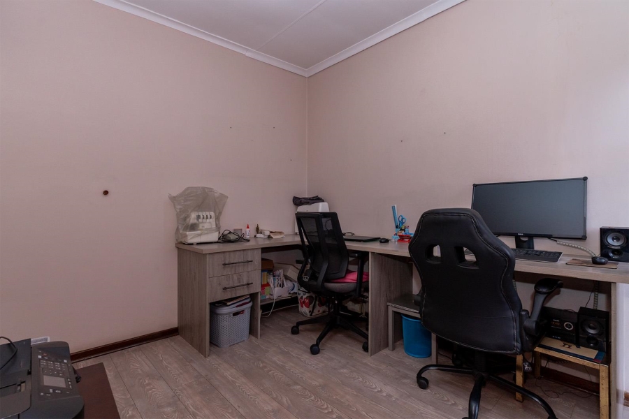 3 Bedroom Property for Sale in Birchleigh North Gauteng