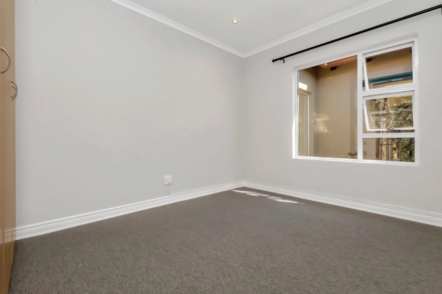 To Let 3 Bedroom Property for Rent in Cedar Lakes Gauteng