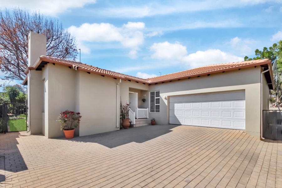 To Let 3 Bedroom Property for Rent in Cedar Lakes Gauteng