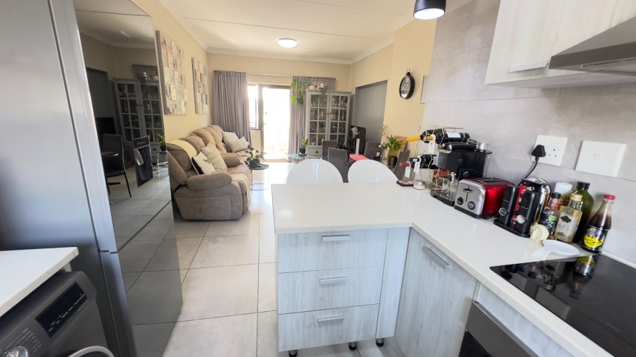 2 Bedroom Property for Sale in Broadacres Gauteng