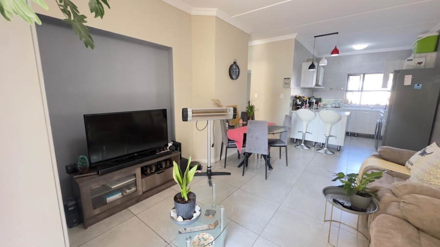 2 Bedroom Property for Sale in Broadacres Gauteng