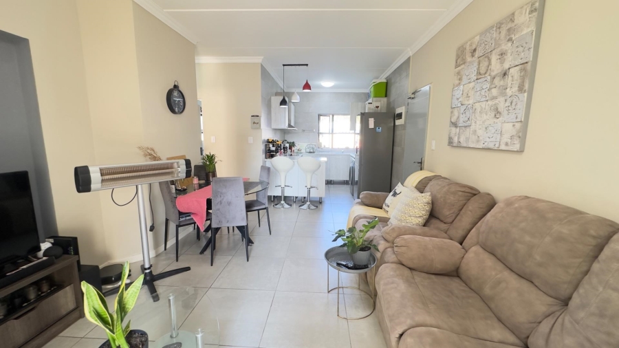 2 Bedroom Property for Sale in Broadacres Gauteng
