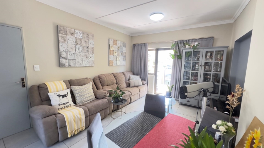 2 Bedroom Property for Sale in Broadacres Gauteng