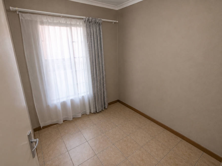 3 Bedroom Property for Sale in Nellmapius Gauteng