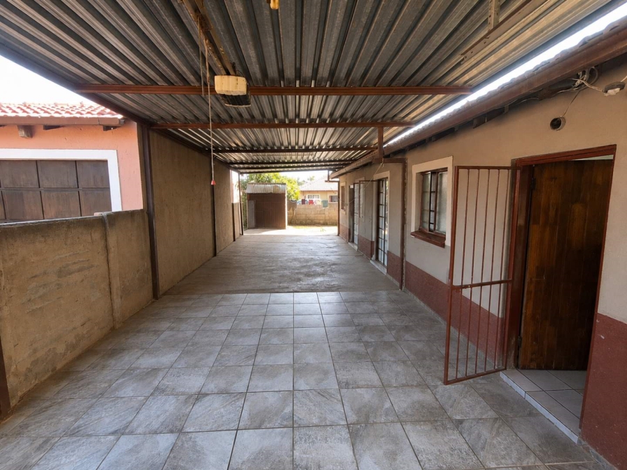 3 Bedroom Property for Sale in Nellmapius Gauteng